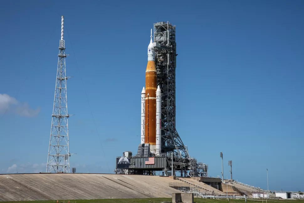 NASAs+Artemis+1+rocket+ready+for+Fridays+launch.