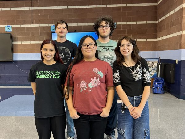 Centennial's Archery Club members